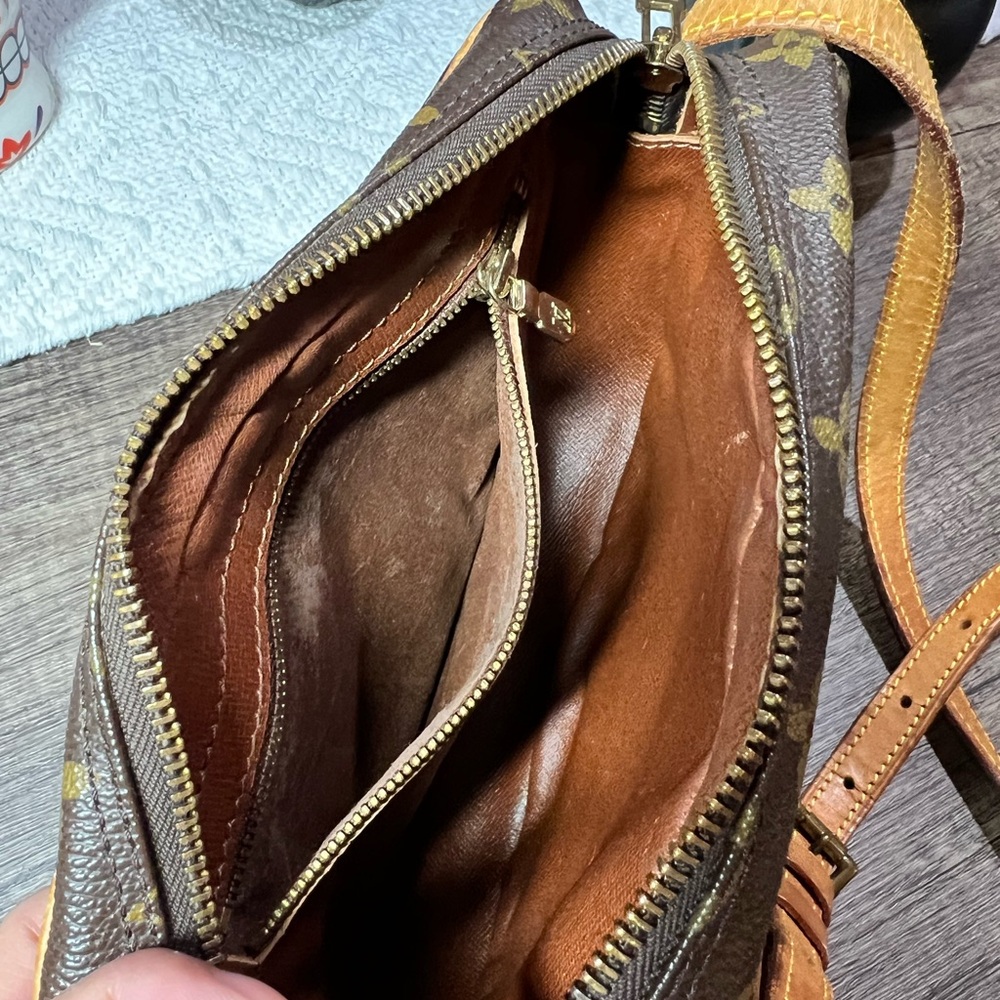 Vintage LV Jeunfille Monogram Crossbody Bag - Picture 6 of 8